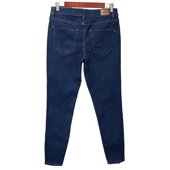 Tahari Chloe Tummy Tuck Skinny Jeans Fit Solution Blue Stretch Denim Size 10 - Picture 2 of 7